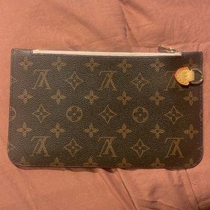 Louis Vuitton Neverfull Pochette
